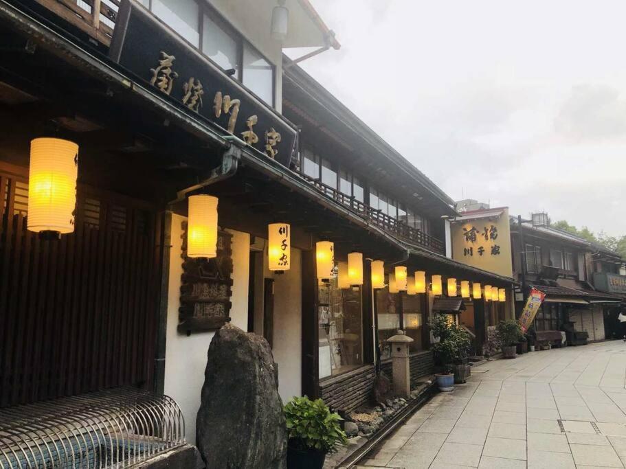 Jinghouse小岩 Direct To Shinjuku/Airport/Close To Station Tokio Exterior foto